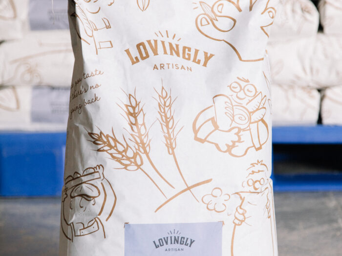 Rustic white stone ground flour, folic free, no aditions
